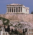 Vista del Partenón sobre la Acrópolis.