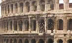 Imagen panormica del Coliseo.