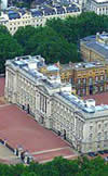 Foto panormica de el Palacio de Buckingham.