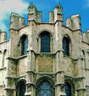 Torre típica de la arquitectura religiosa en Inglaterra.