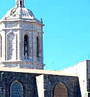 Vista lateral de la catedral de Gerona.
