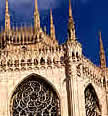 Iglesia ojival en la Península itálica.