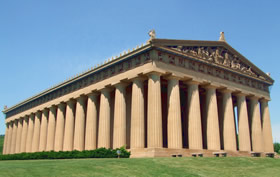 Monumento cumbre de la arquitectura griega ancestral.