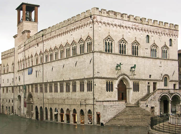 Arquitectura de Perugia en el palacio de gobierno.