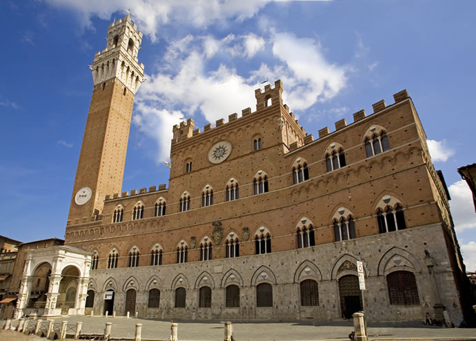 Arquitectura en la alcalda de Siena.   