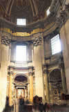 Arquitectura interior en el Vaticano.